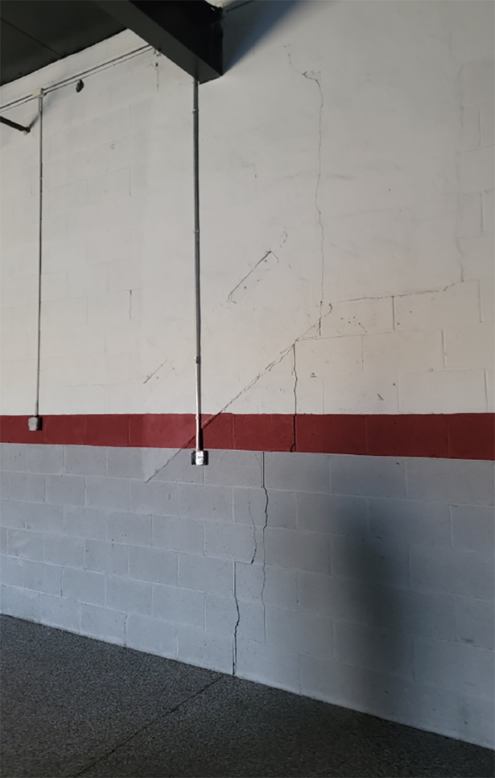 Vertical cracks in the basement wall 