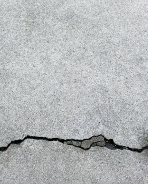 Top-Rated Foundation Repair Contractors in Richmond Hill, NY - A Crack in a Cement Foundation Up Close<br />
