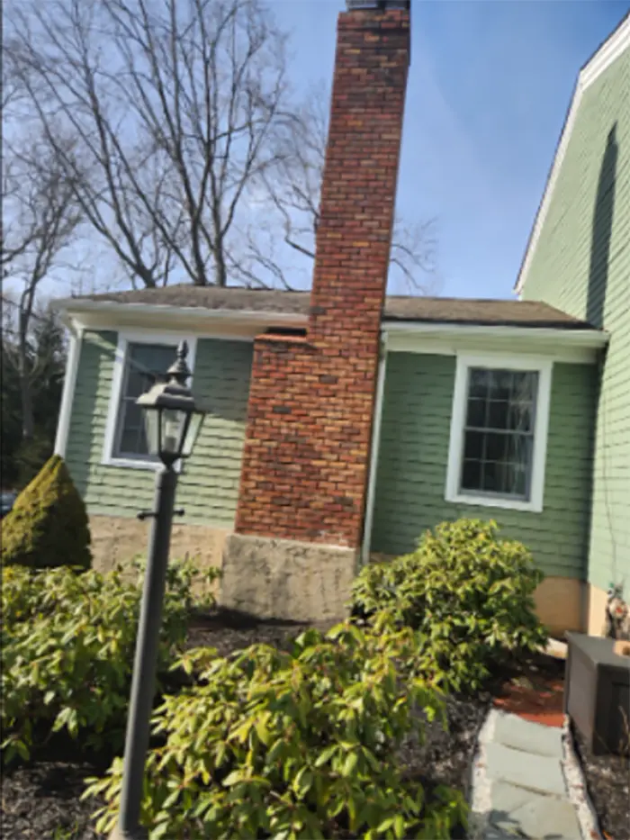 A hairline crack in Northport, NY homes chimney.