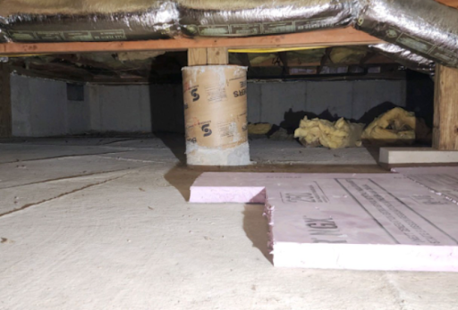 Crawl space before the insulation was installed.