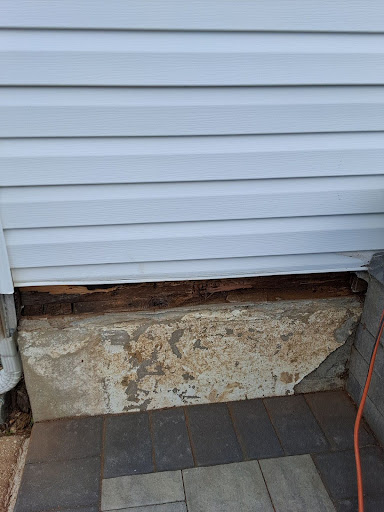 Foundation in deterioration in need of repair work