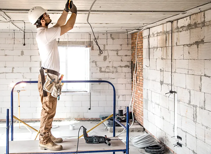 performing crawl-space-waterproofing-and-structural-repair