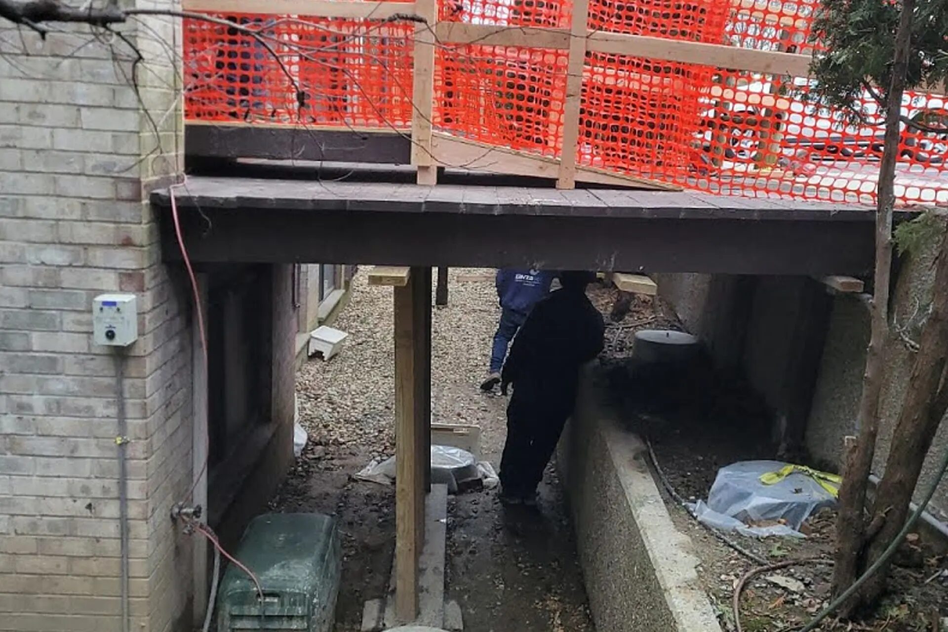 Temporary Bridges for Construction in New York: Zavza Seal Working on a Bridge Repair Project in Brooklyn