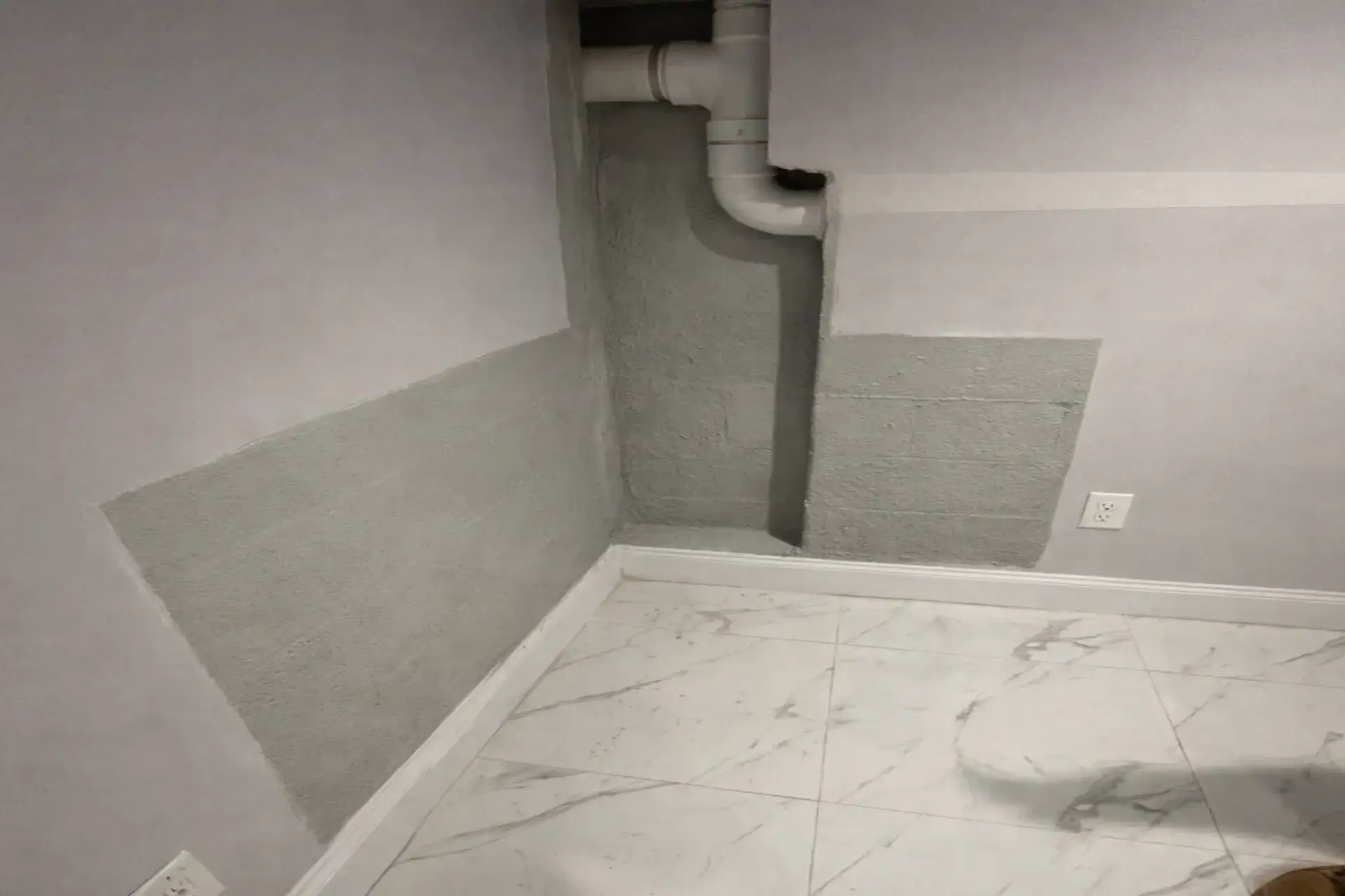 basement-cinder-block-wall-waterproofing-featured