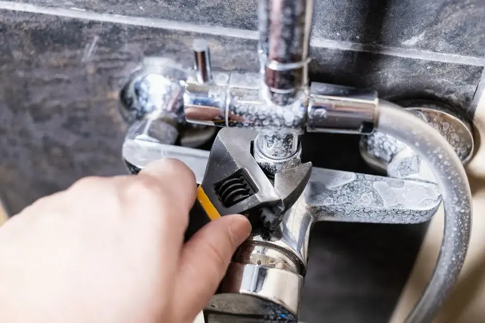 How Do Home Waterproofing Services Address Basement Seepage and Damp Walls?
