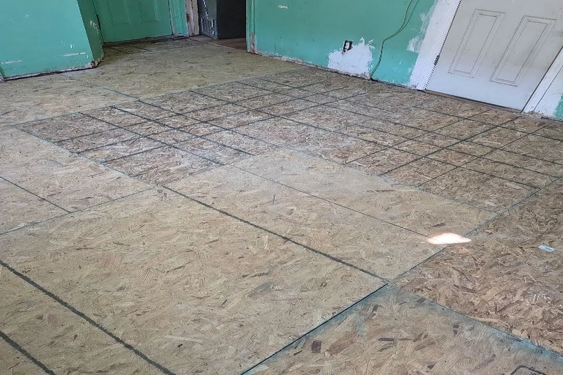 new-flooring-featured