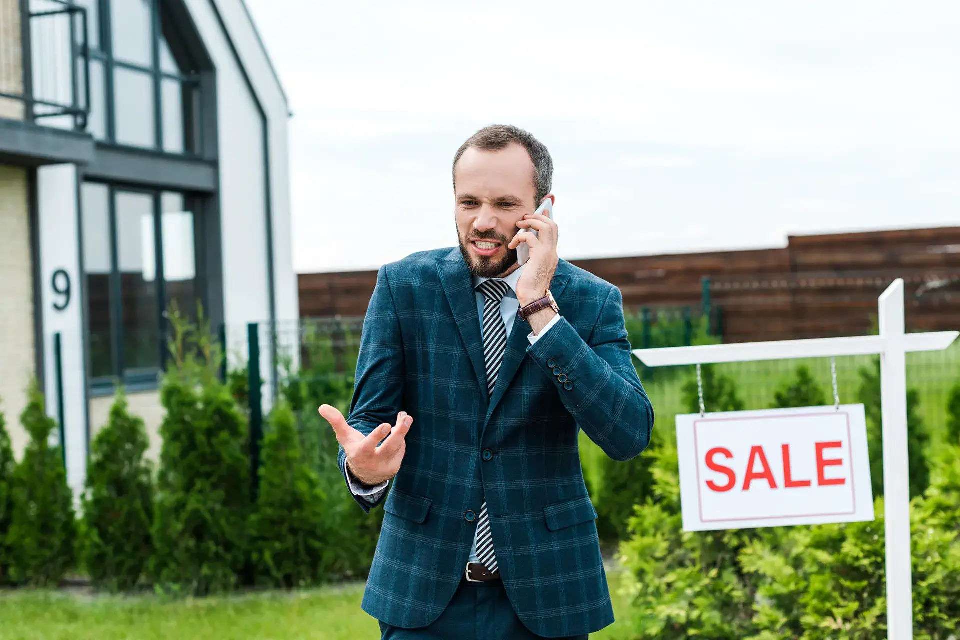 relator-frustrated-over-a-stalled-deal A relator frustrated over a stalled deal because the property had genuine issues and needed lots of repair work in Long Island, NY