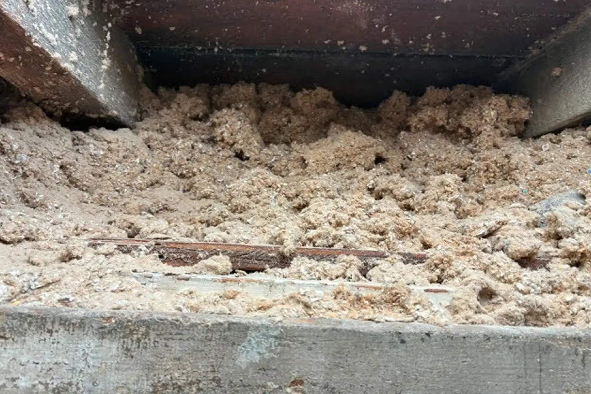 attic-insulation-brooklyn-ny-cellulose-featured Blown-in cellulose attic insulation installation in Brooklyn NY.