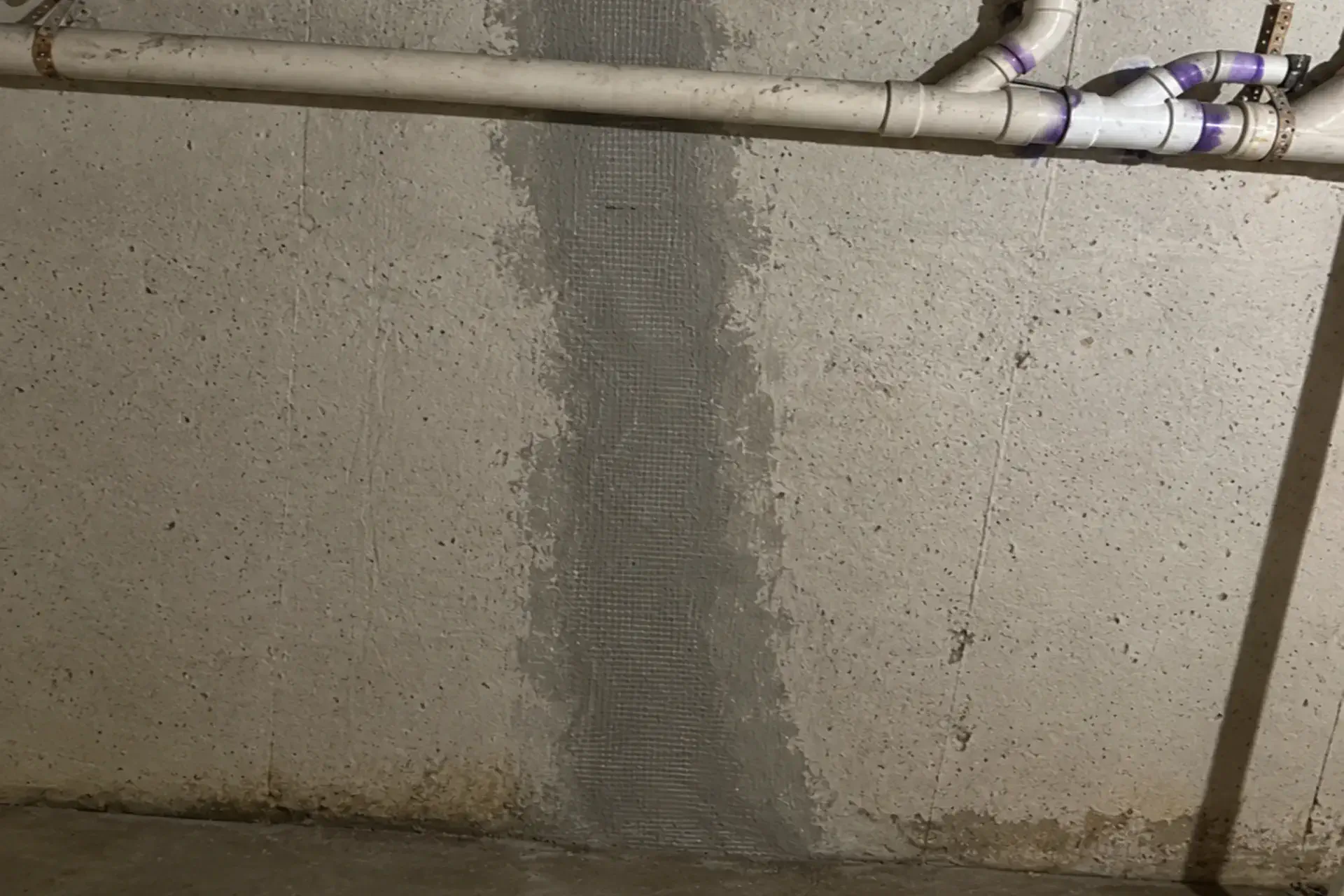 dix-hills-ny-foundation-crack-repair-waterproofing-featured Foundation crack repair and basement waterproofing in Dix Hills NY